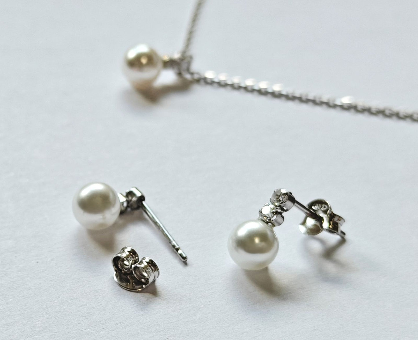 conjunto de pendientes y collar NOLIE de plata 925 con perla y detalle de circonitas