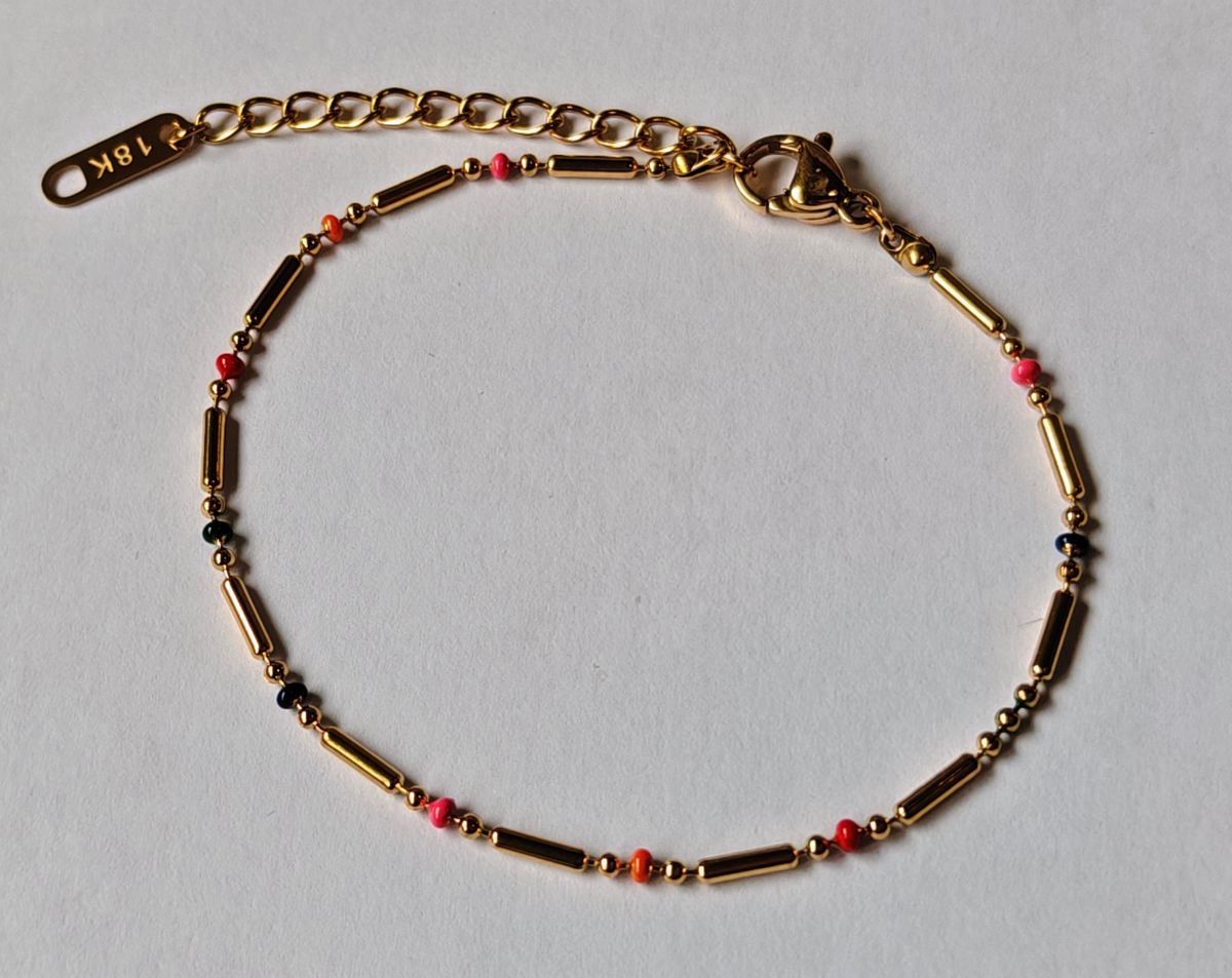 Textura dorada de pulsera RIVA de acero inoxidable bañado en oro